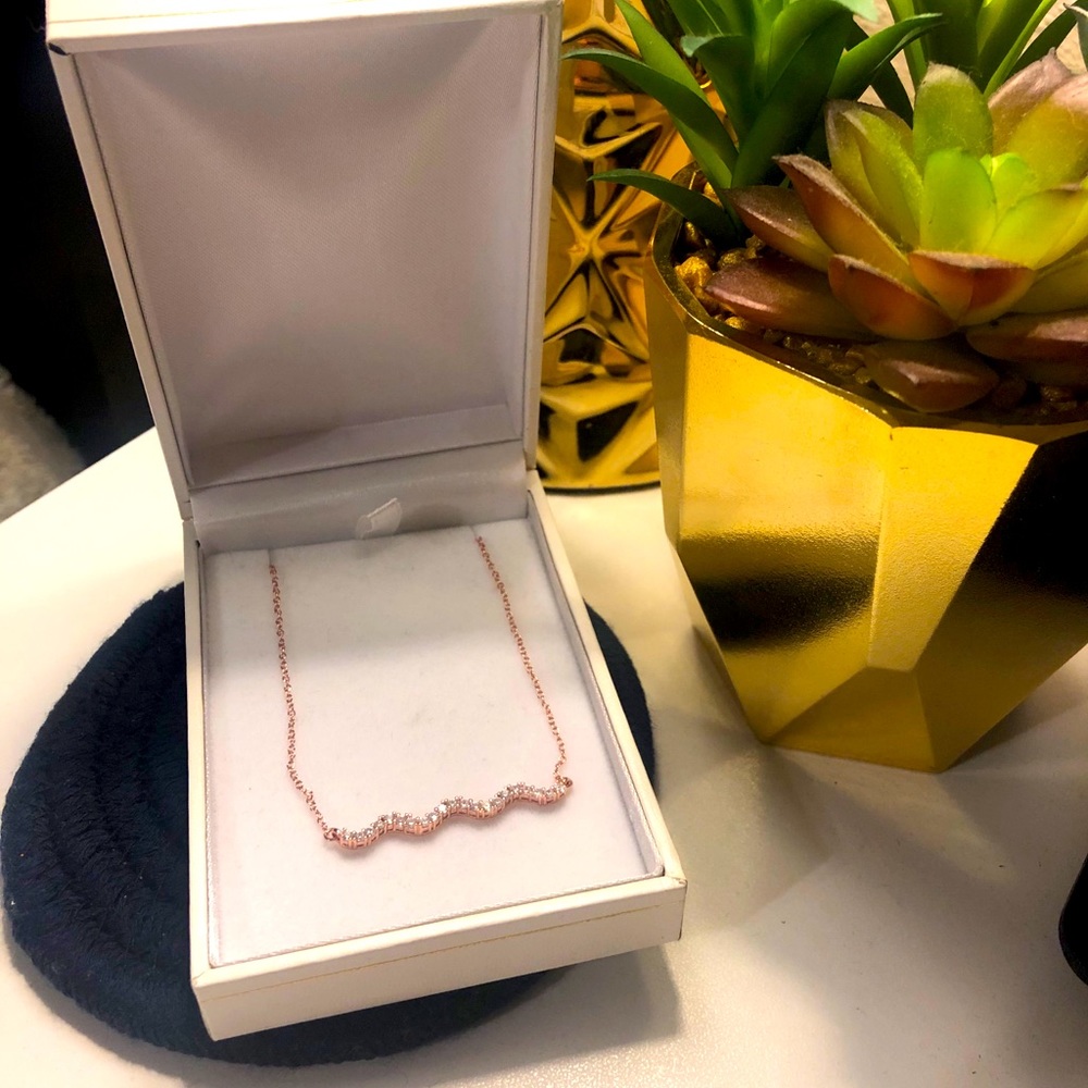 Rose gold plated necklace